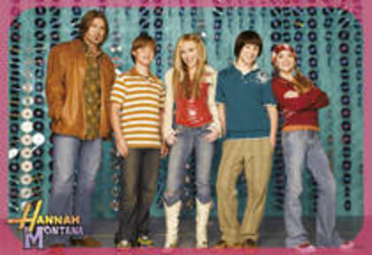 FTGLEDIUBSJQIJVIZDF - poze cu miley