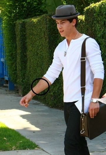 17419735_YIHXIYLXM - Cateva pozitzseee