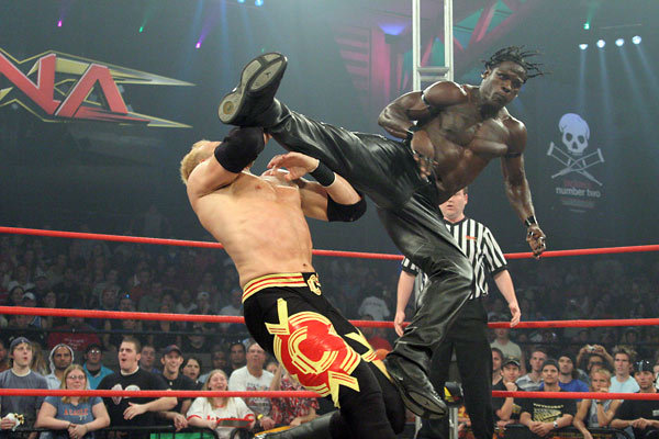 IMG_0183 - FAN WRESTLING