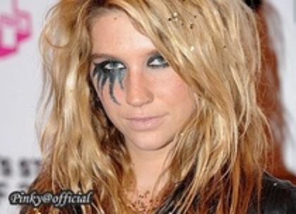 15431356_FOQJKFQVN[1] - Kesha