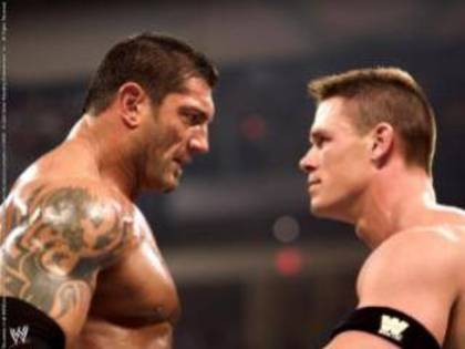 WWE-Batista&JohnCena - FAN WRESTLING