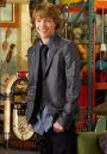 actor - Sterling Knight