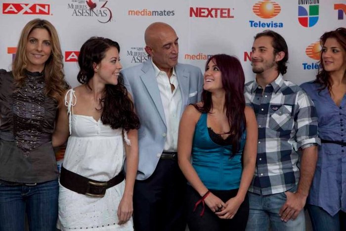 13469_411795910418_13007935418_4392304_4201126_n - 0-Dulce Maria-0