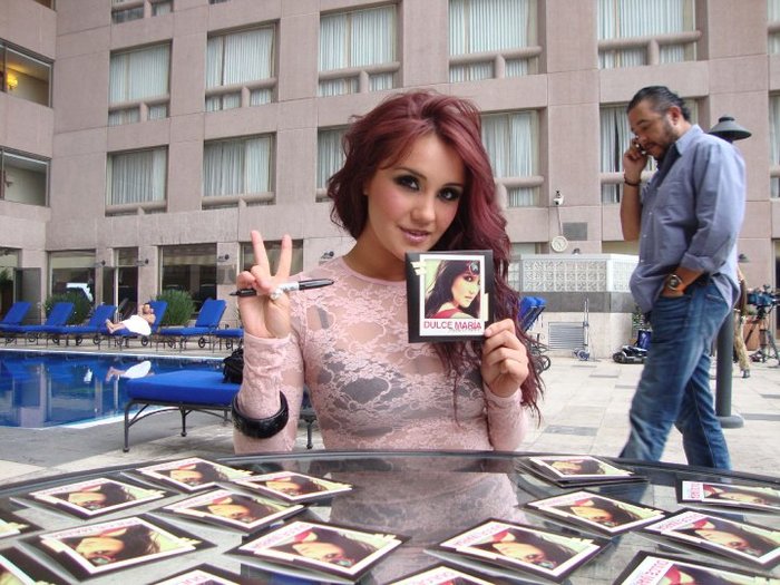 32283_394859964846_585719846_3899301_5758212_n - 0-Dulce Maria-0