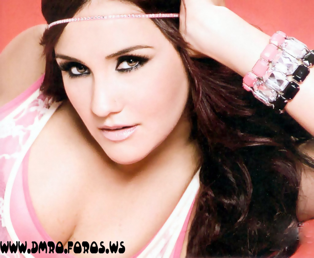 74093157 - 0-Dulce Maria-0