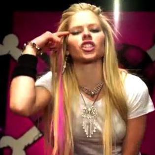 avril-lavigne-girlfriend[1] - Avril Lavigne