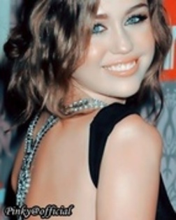 16451947_DVGTVORYT[1] - MiLey