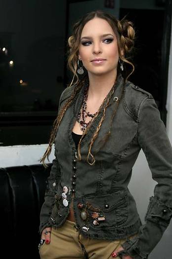 belinda1