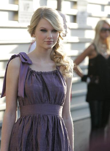 Taylor_Swift_1230497078_4 - taylor swift