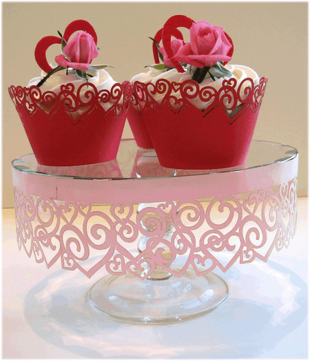 cake-stand-wrapper-pink-heart - pink heart