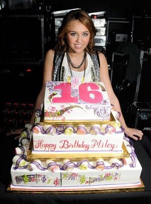 Miley-cyrus-birthday-cake - Miley Cyrus 16th birthday
