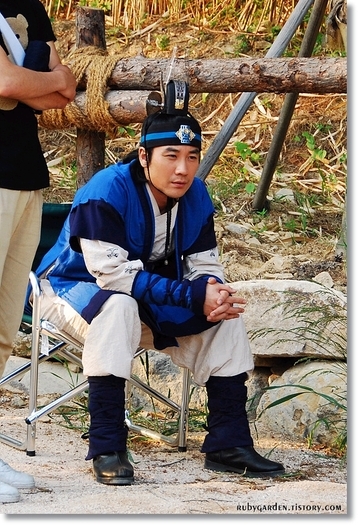 12339424_BNTZOXACQ - bs---kim yu shin---sb