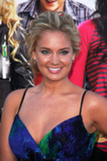 XHRKQYYBAPTQAFYSITX - tiffany  thornton