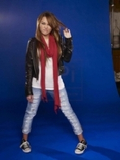 2 - Miley Cyrus Photoshoot 001