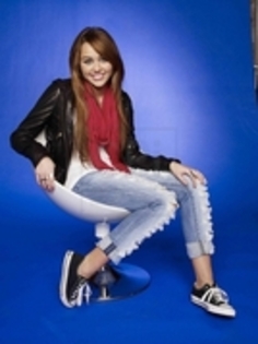 4 - Miley Cyrus Photoshoot 001