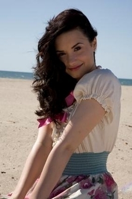 Demi-Lovato-Girls-Life-Magazine-NEW-Photoshoot-demi-lovato-12935820-266-399[1] - Demi Lovato Photoshoot 2