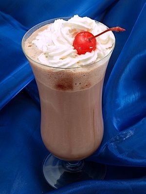 triple-chocolate-milkshake-800X800 - milkshake