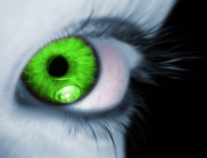 Green_Eye_by_YenoHyena