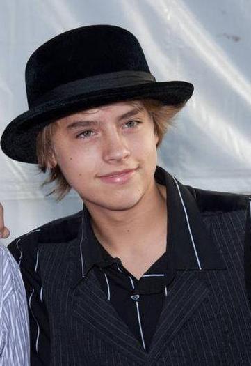 Cole_Sprouse_1263154919_0