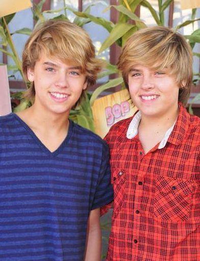 Cole_Sprouse_1263155216_0 - cole sprouse