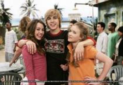 4 - pe platourile de filmare din hannah montana