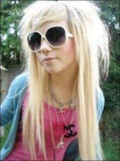 blonde-emo-girl-hair-10 - emo