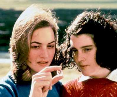 Kate_Winslet_Melanie_Lynskey_in_Heavenly_Creatures