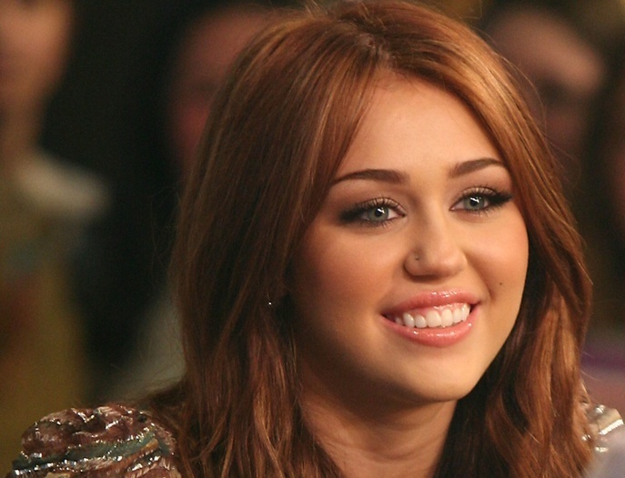  - Club Miley Cyrus