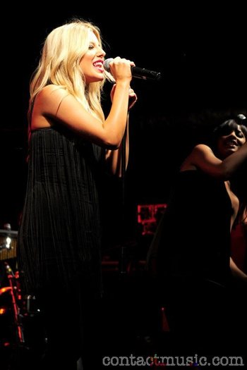 the_saturdays_5206943