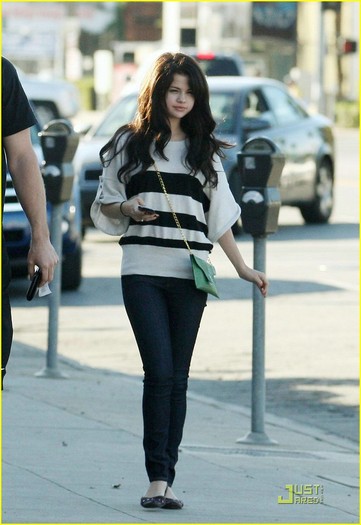 2nqtk0h - Selena Gomez