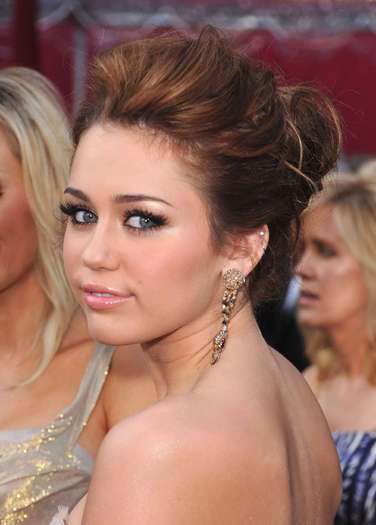 15648520_KFXGPGMYK - 0-0-0_Toate pozele mele cu Miley Cyrus_0-0-0