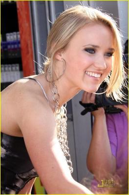 Emily Osment - poza 28 - lili si miley