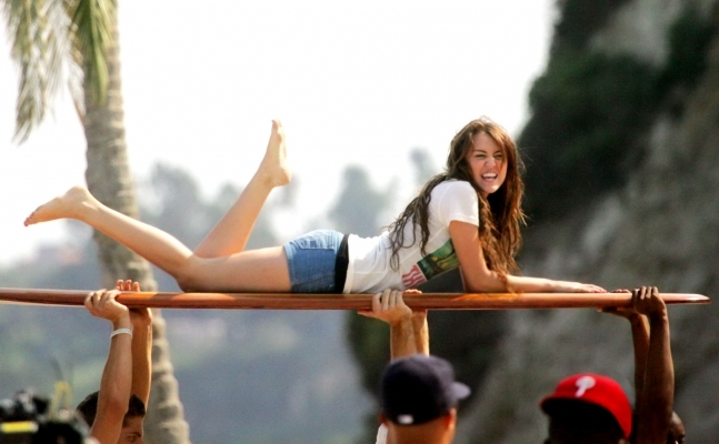 normal_01 fg - 0-0-0_Toate pozele mele cu Miley Cyrus_0-0-0