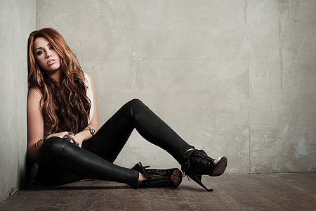 normal_00568762 - 0-0-0_Toate pozele mele cu Miley Cyrus_0-0-0
