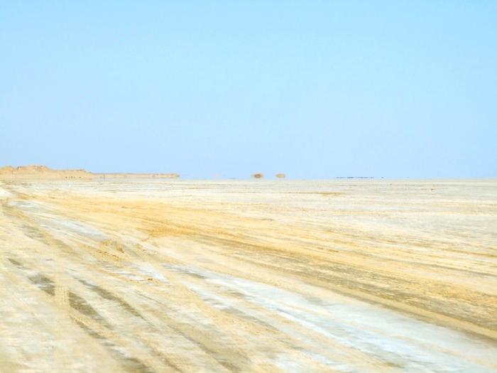 el mouradi sahara 622; Efect "Fata Morgana" in planul indepartat...
