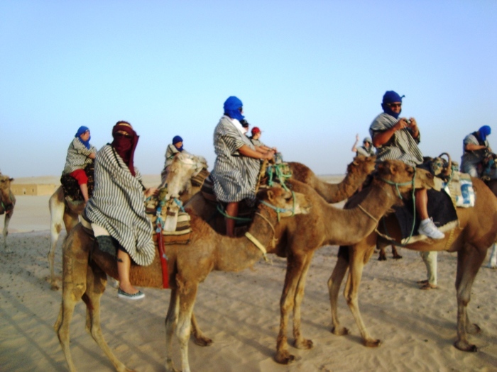 el mouradi sahara 1211 - 2010 06 Tunisia ATV si Camilarit