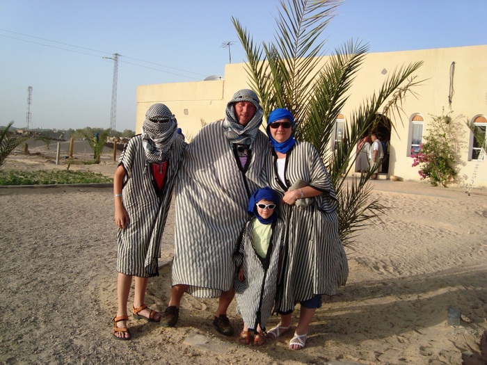 el mouradi sahara 1167 - 2010 06 Tunisia ATV si Camilarit