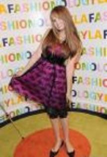 cfb70a16d562cb12 - DeBbY RyAn