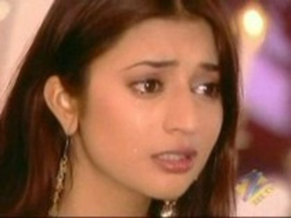 YOFJCQUQJGWWAJXJZNY - divyanka tripathi bmtd