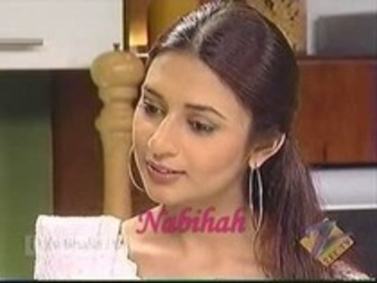YOFJCQUQJGWWAJXJZNY - divyanka tripathi bmtd