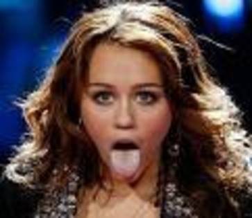 miley (95)