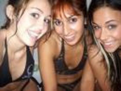 miley (96)