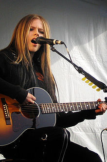 220px-AvrilVancouver - Avril Lavigne