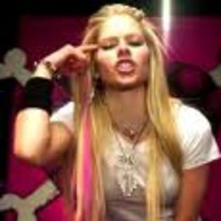 imagesCA230D37 - Avril Lavigne
