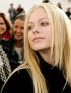 imagesCAJ8N81H - Avril Lavigne