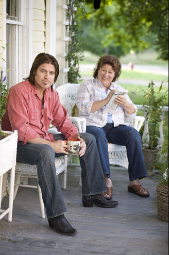 xBilly Ray Cyrus and Margo Martindale in HANNAH MONTANA THE MOVIE_jpg