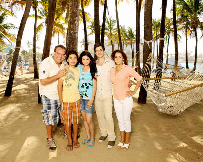 Copie a wizards_of_waverly_place01 - TOate desenele din lumea acesta