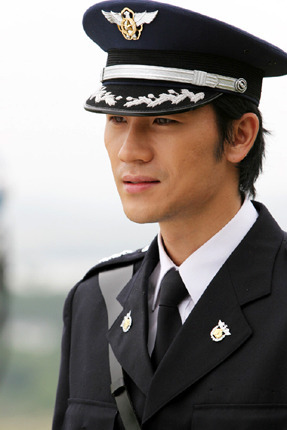 13567990_PHBFLWKOJ - a---uhm tae woong---a