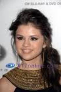 XZDFGYHUIO - selena gomez