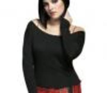 17942_maite_perroni_603343l_tn